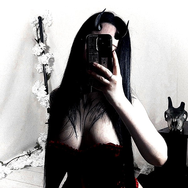 crocatana instagram image archive image