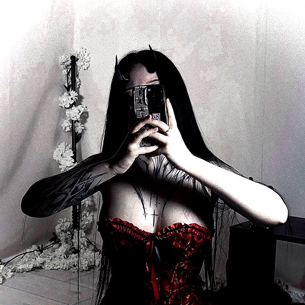 crocatana instagram image archive image
