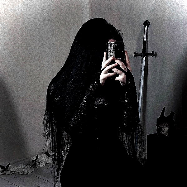 crocatana instagram image archive image