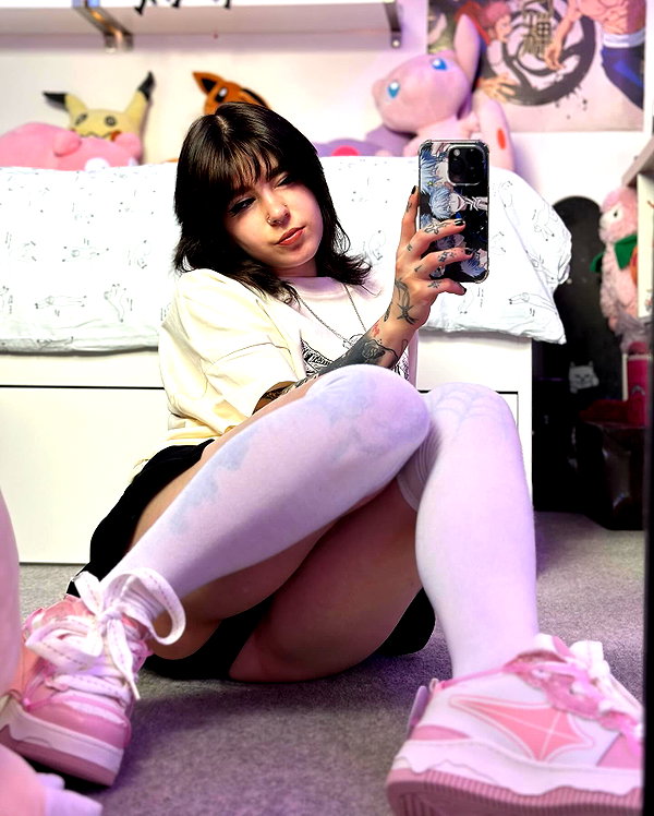 cyber.rue instagram image archive image
