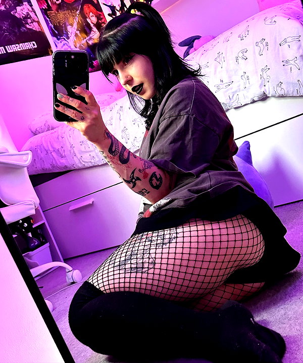 cyber.rue instagram image archive image