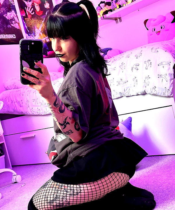 cyber.rue instagram image archive image