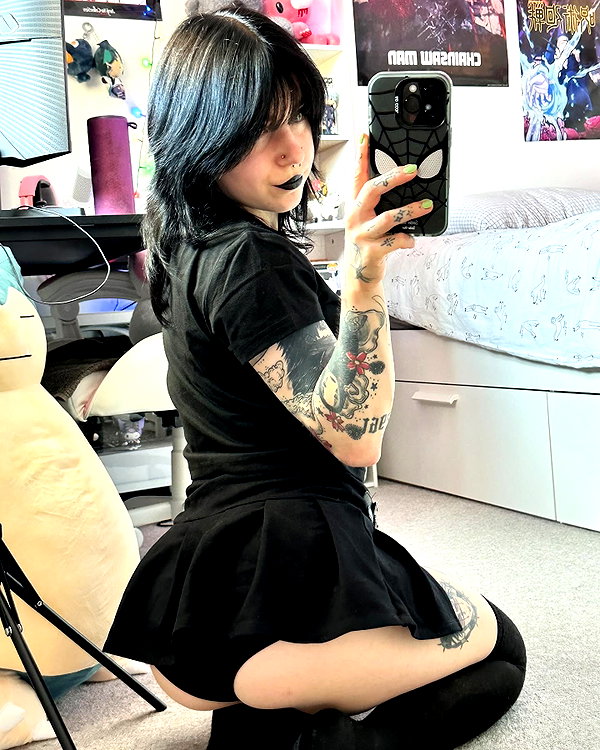 cyber.rue instagram image archive image