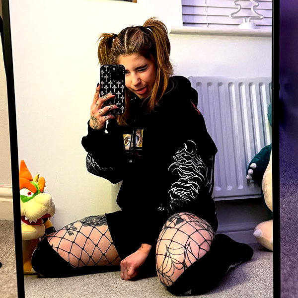 cyber.rue instagram image archive image
