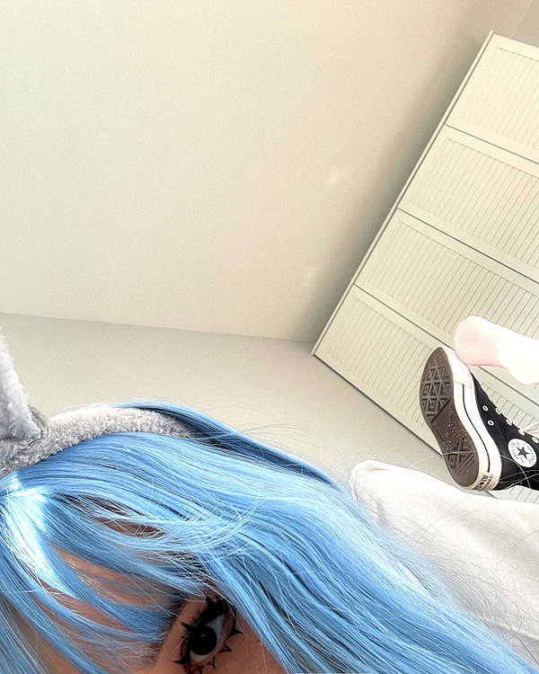 cyberkitty_____ instagram image archive image