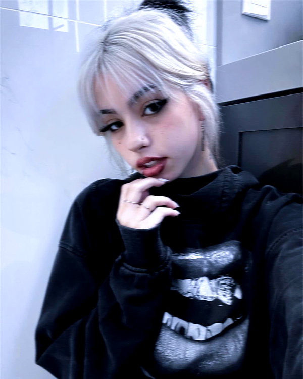 daihanabalieiro instagram image archive image