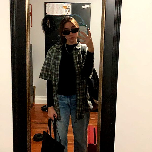 dakotabell05 instagram image archive image