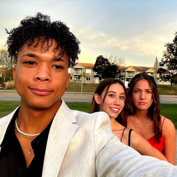 dakotabell05 instagram image archive image
