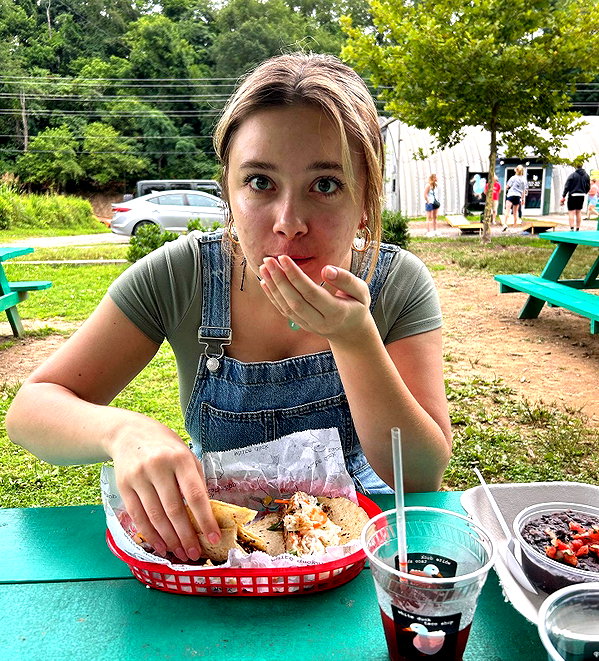 dakotabell05 instagram image archive image