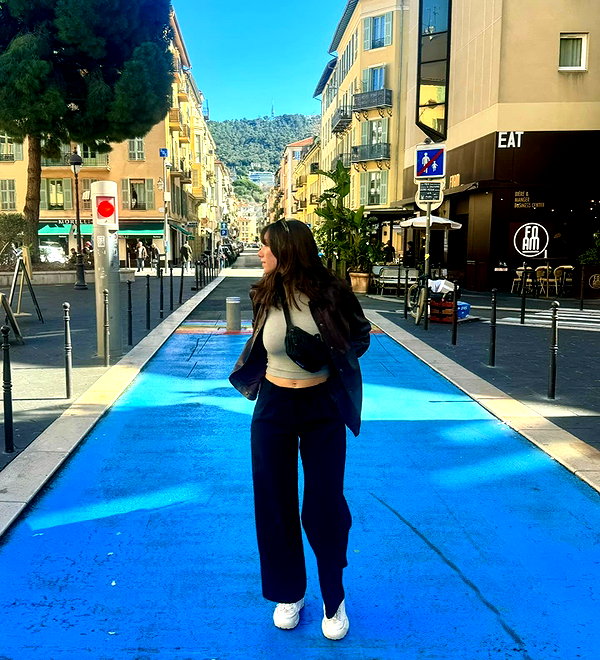 dakotabell05 instagram image archive image