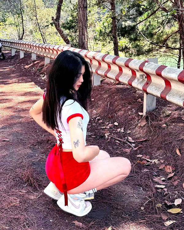 danchiii6403__ instagram image archive image