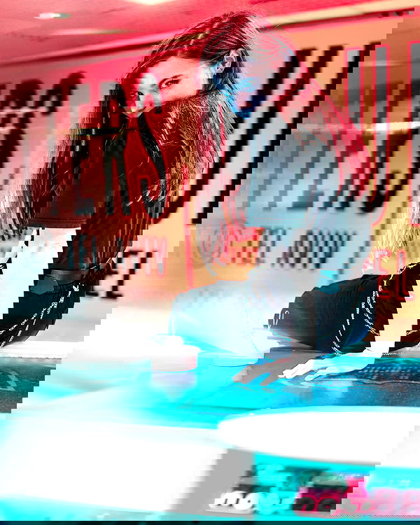 daniella_koosit daniella_koosit archive image