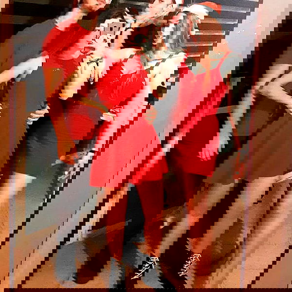 daniella_koosit daniella_koosit archive image