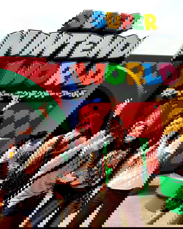 daniella_koosit daniella_koosit archive image