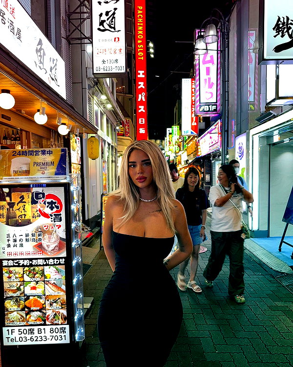 danielle.gagin instagram image archive image