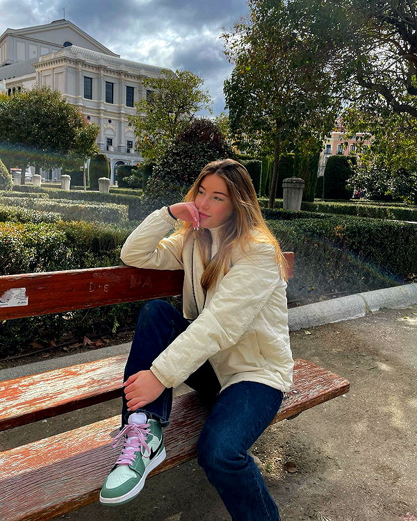 daniellep___ instagram image archive image