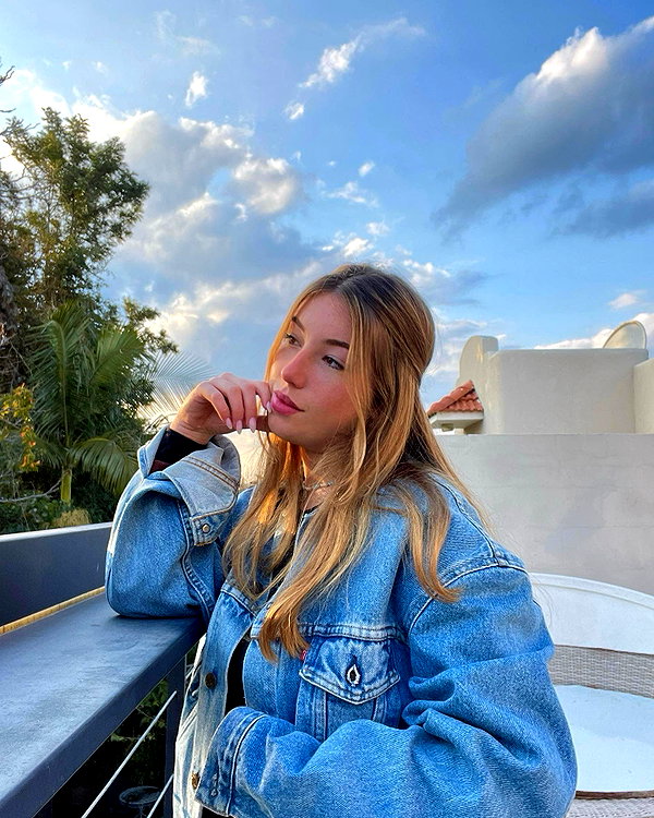 daniellep___ instagram image archive image