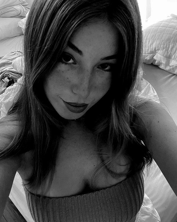 daniellep___ instagram image archive image