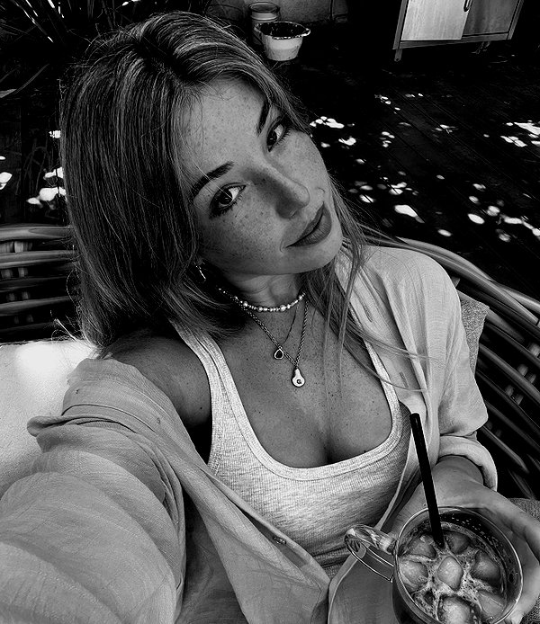 daniellep___ instagram image archive image