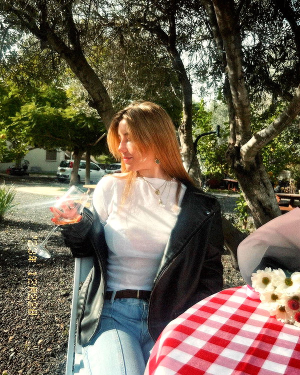 daniellep___ instagram image archive image