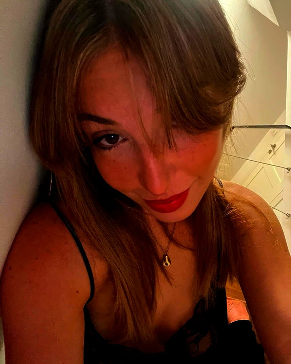 daniellep___ instagram image archive image