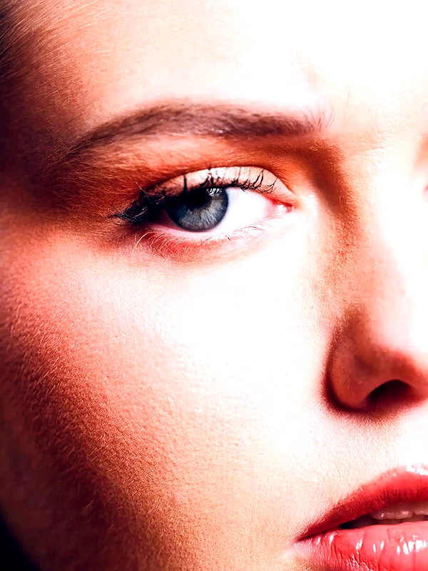 daria.lesin instagram image archive image