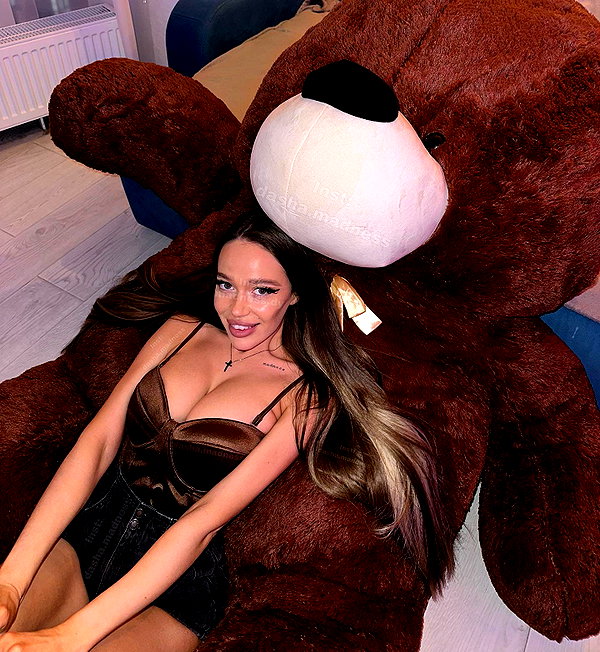 dasha.madness instagram image archive image