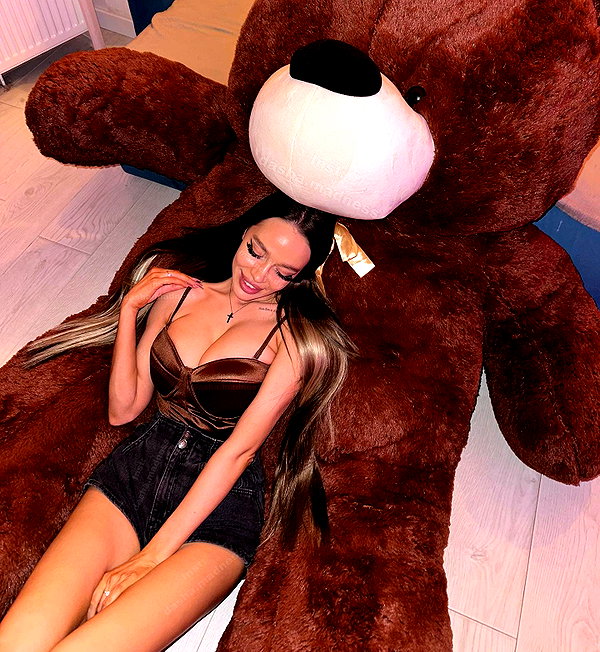 dasha.madness instagram image archive image
