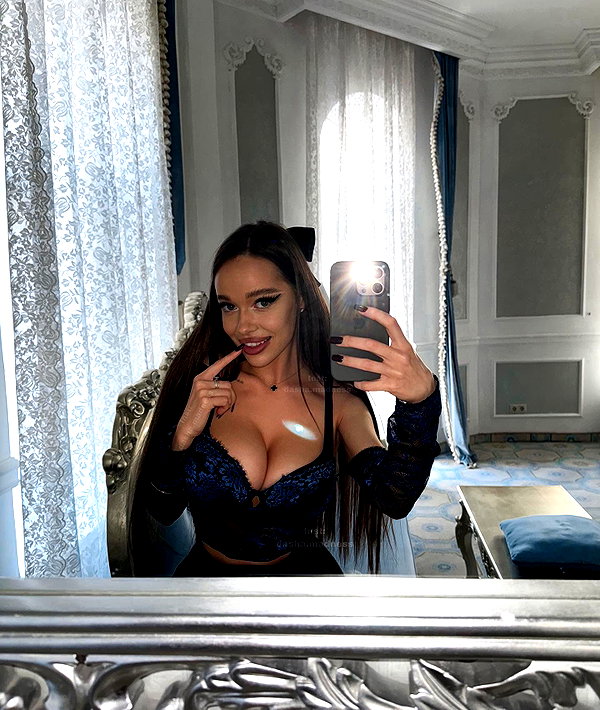 dasha.madness instagram image archive image