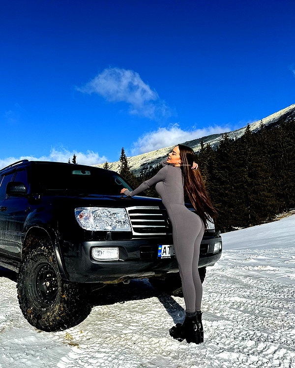 dasha.madness instagram image archive image