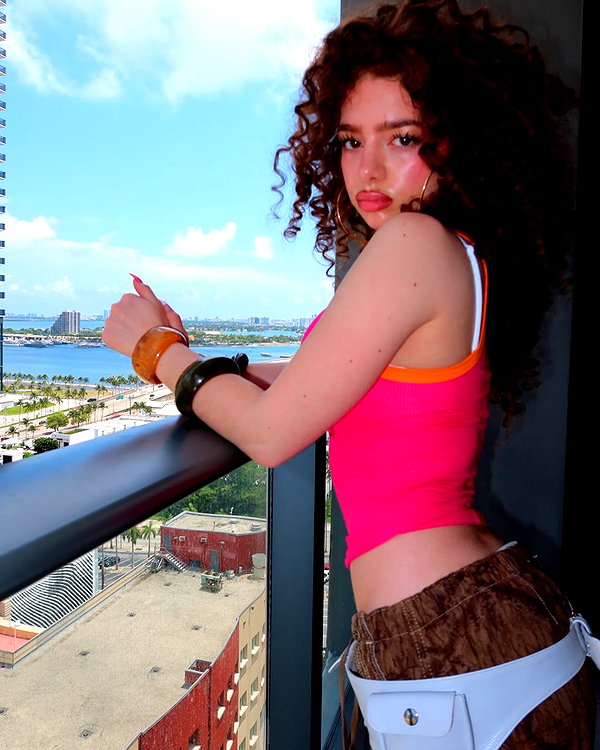 demitrakalogeras instagram image archive image