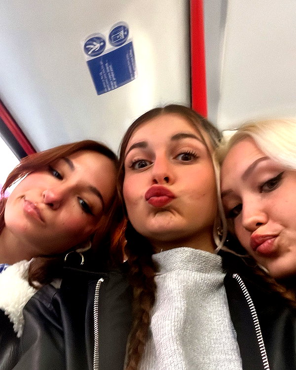denika._.brandis instagram image archive image
