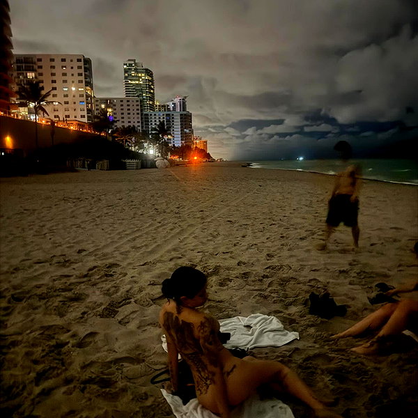 digital.grave instagram image archive image
