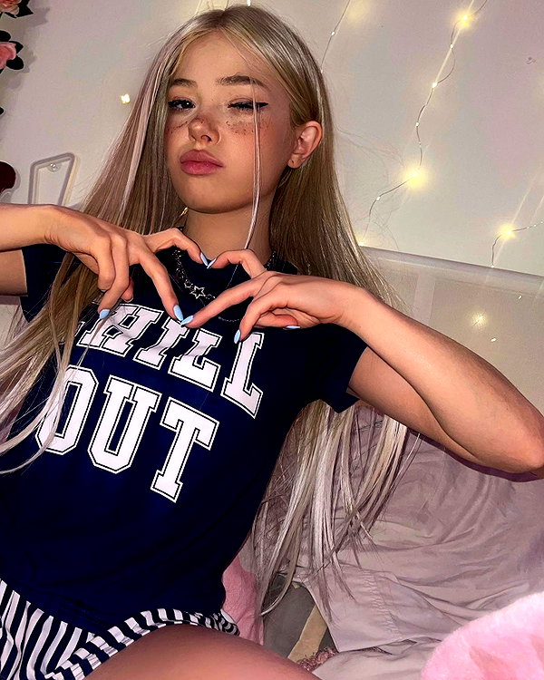 dollblush instagram image archive image