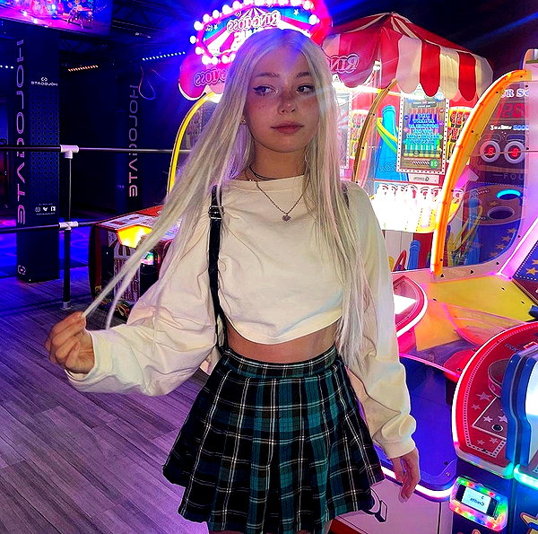 dollblush instagram image archive image