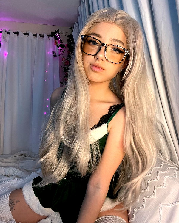 dollblush instagram image archive image