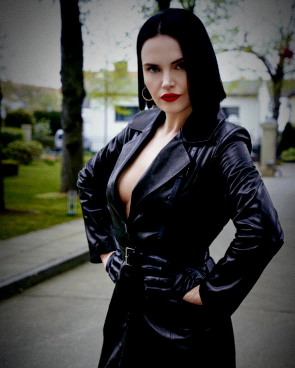 dominatrixdeva instagram image archive image