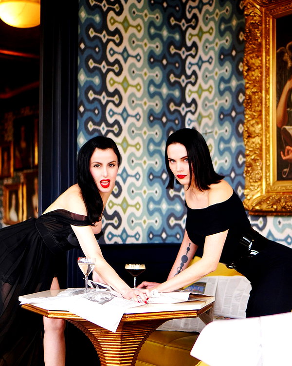 dominatrixdeva instagram image archive image