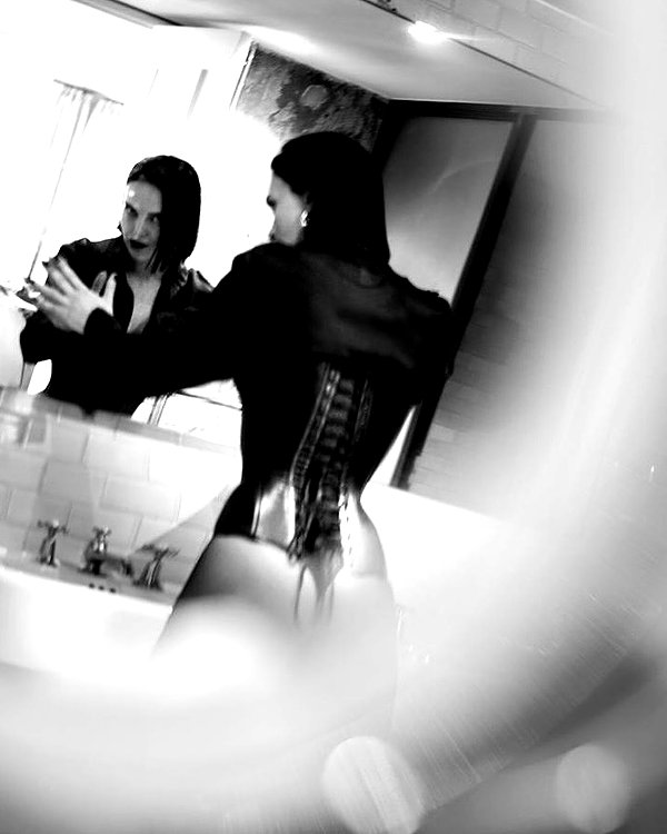 dominatrixdeva instagram image archive image