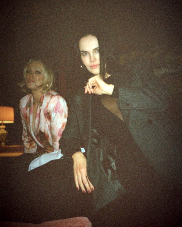 dominatrixdeva instagram image archive image
