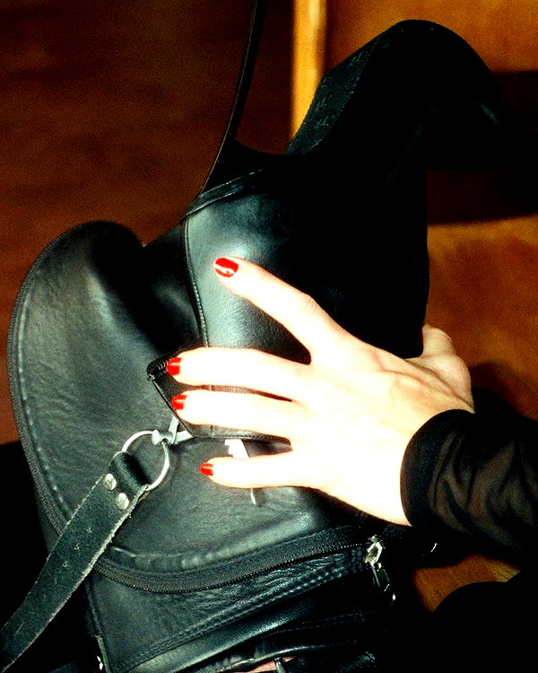 dominatrixdeva instagram image archive image