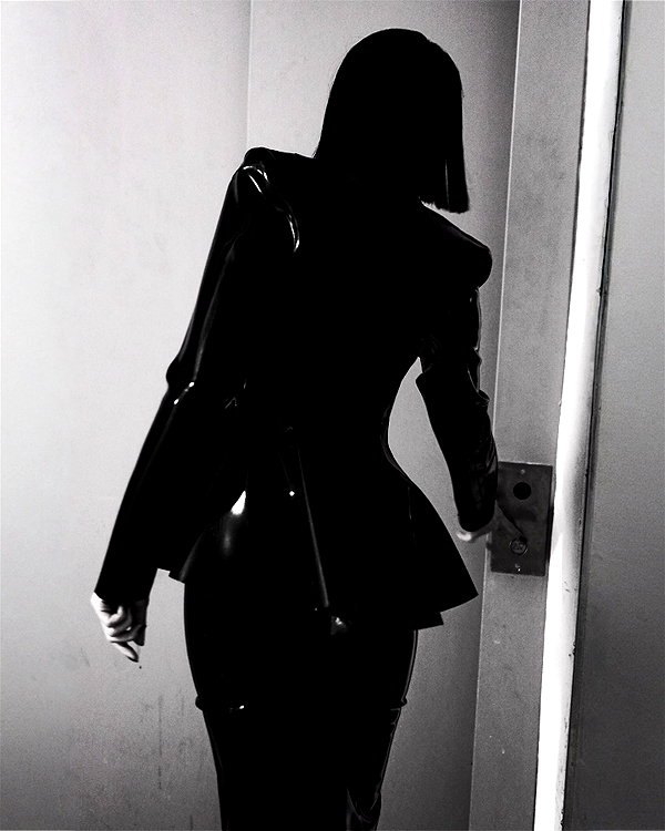 dominatrixdeva dominatrixdeva archive image