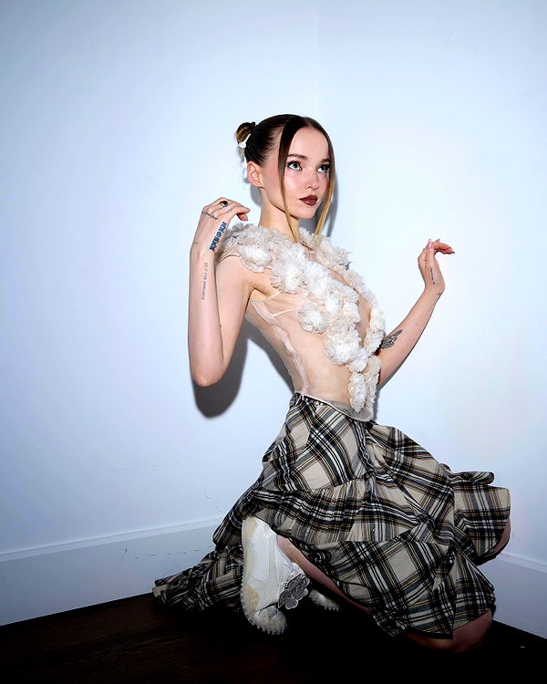 dovecameron instagram image archive image