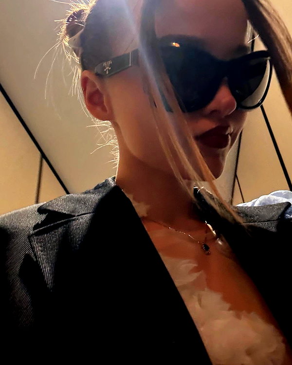 dovecameron instagram image archive image