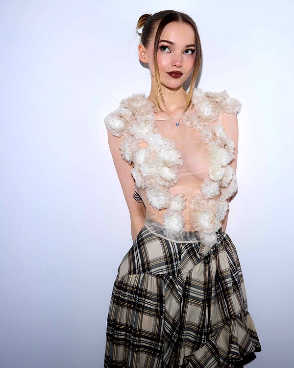 dovecameron instagram image archive image