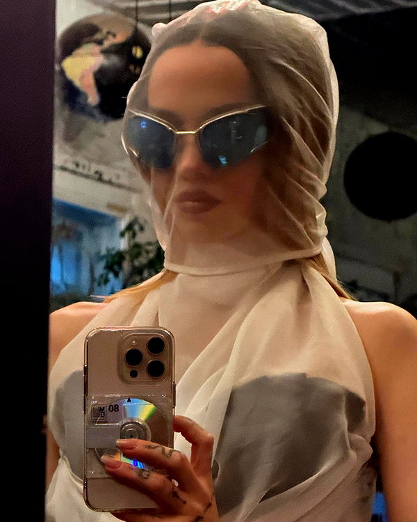 dovecameron instagram image archive image