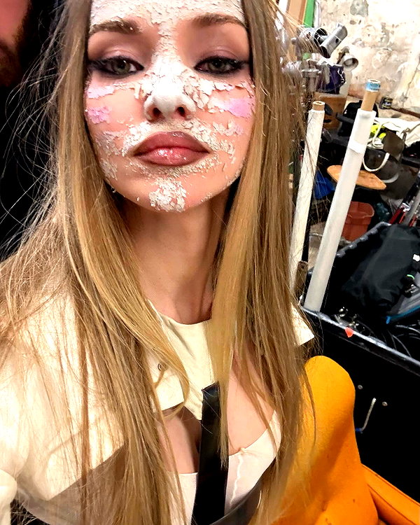 dovecameron instagram image archive image