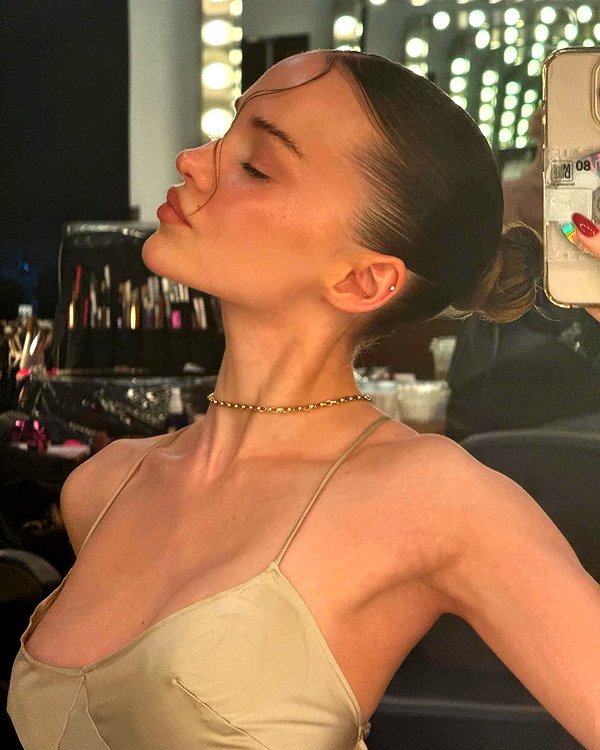 dovecameron instagram image archive image
