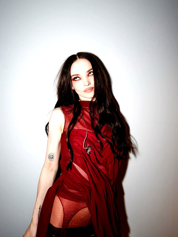 dovecameron instagram image archive image