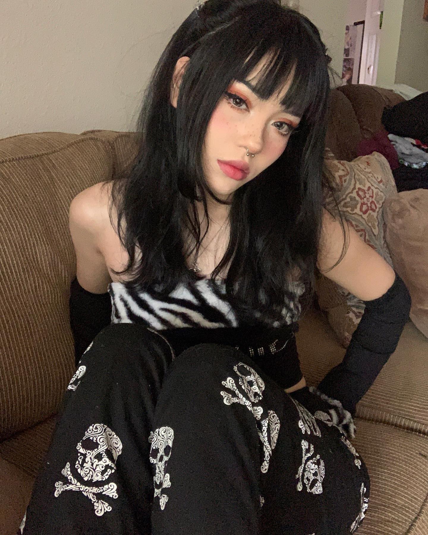 dracuina instagram image archive image